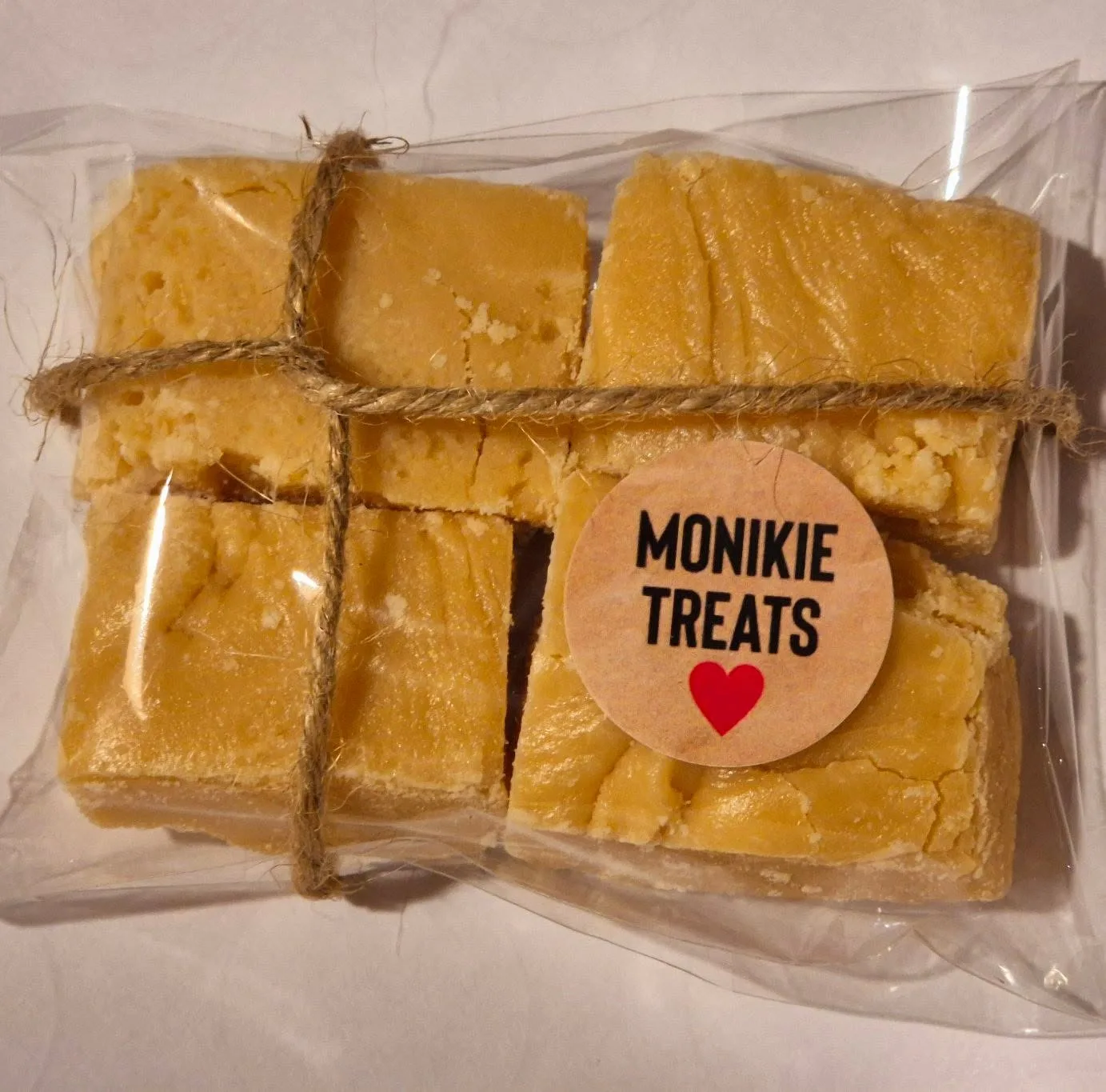 Monikie Treats